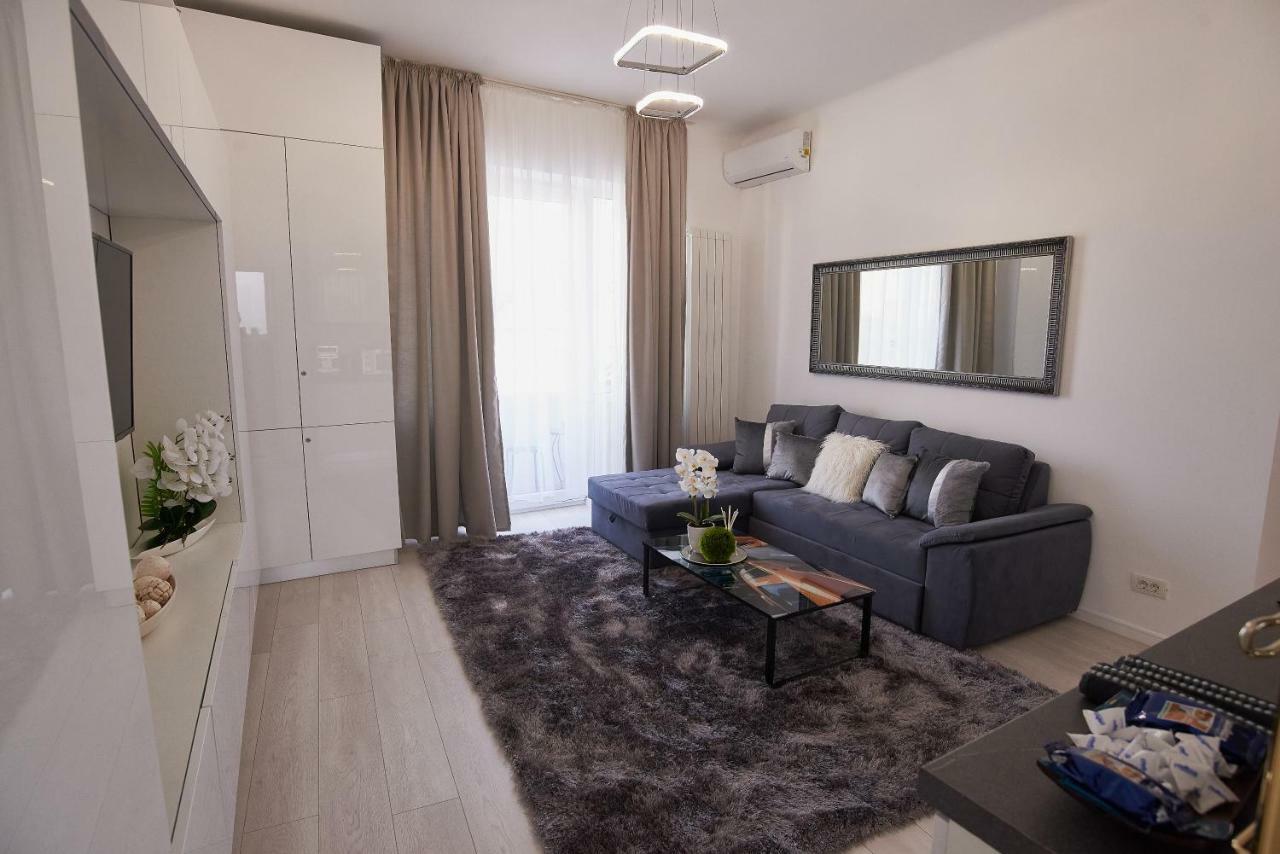 Metropole Old Town דירה